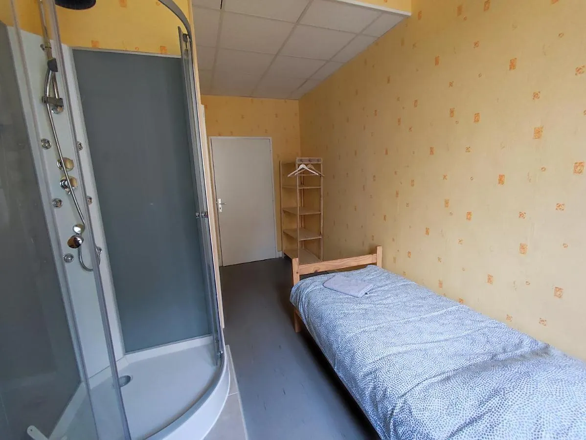 Gite D'Etape Et De Groupe Du Clos Saint Roch Viviers Bed & Breakfast