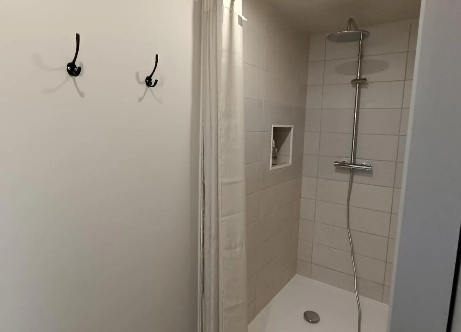 Bed & Breakfast Gite D'Etape Et De Groupe Du Clos Saint Roch Viviers