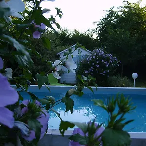 2* Hotel La Ferme De Thoudiere